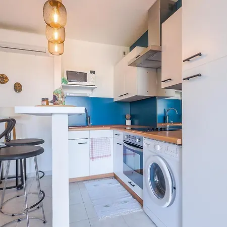 U Momentu - Appt Climatise Avec Terrasse