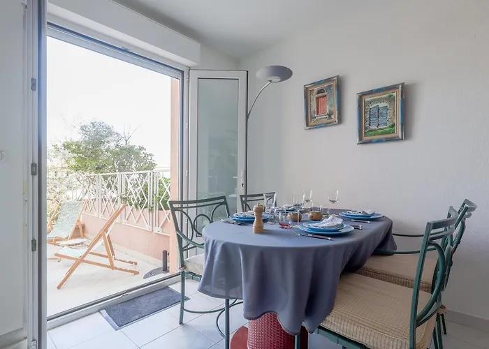 U Momentu - Appt Climatise Avec Terrasse 公寓 LʼÎle-Rousse